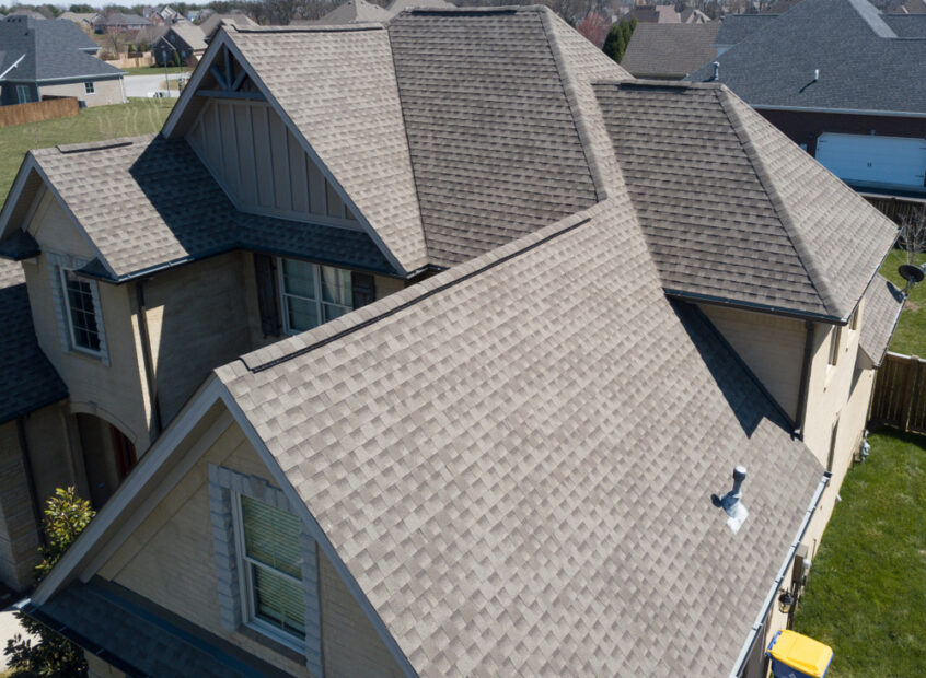 Avoid Scams by Hiring a Licensed Roof Inspector